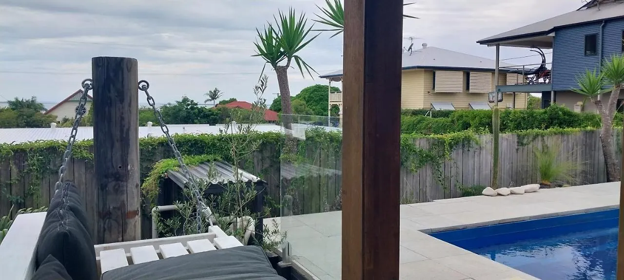 Maple Villa - The Beach House By The Bay Brisbane Australia
